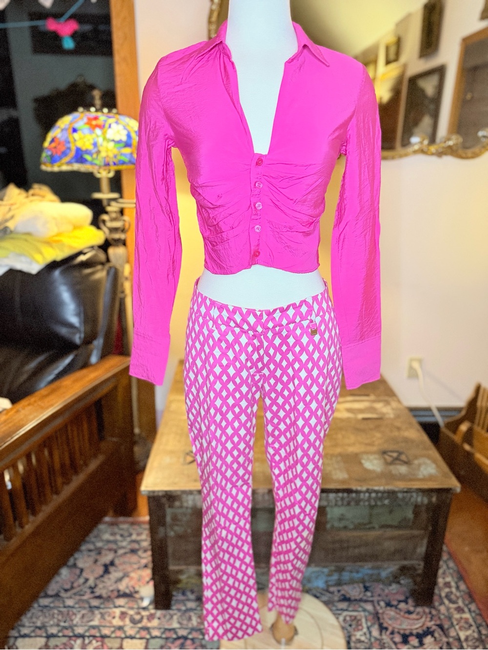 OUTFIT! H&M Pink Ruched Crop Blouse w/Nautica Pink Patterned Pencil Pants